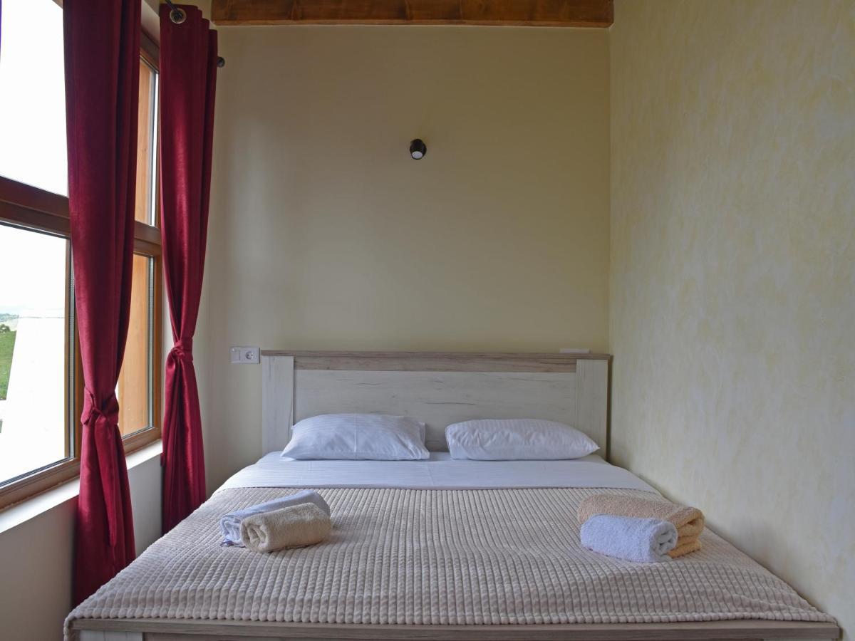 זבליאק Apartmani I Restoran Sljeme מראה חיצוני תמונה