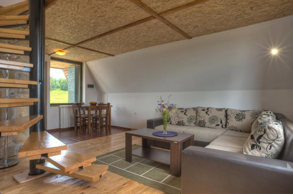 זבליאק Apartmani I Restoran Sljeme מראה חיצוני תמונה